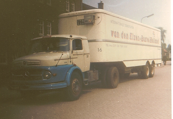 Nr. 28, met trailer 16