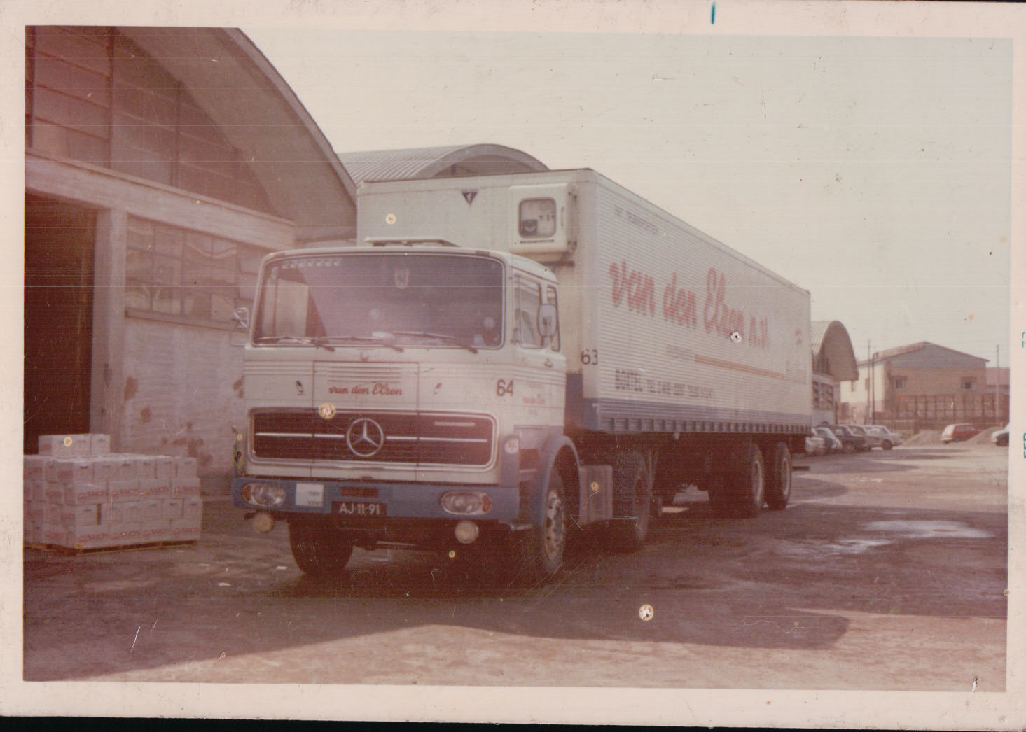 Nr. 64 [AJ-11-91], met trailer 63