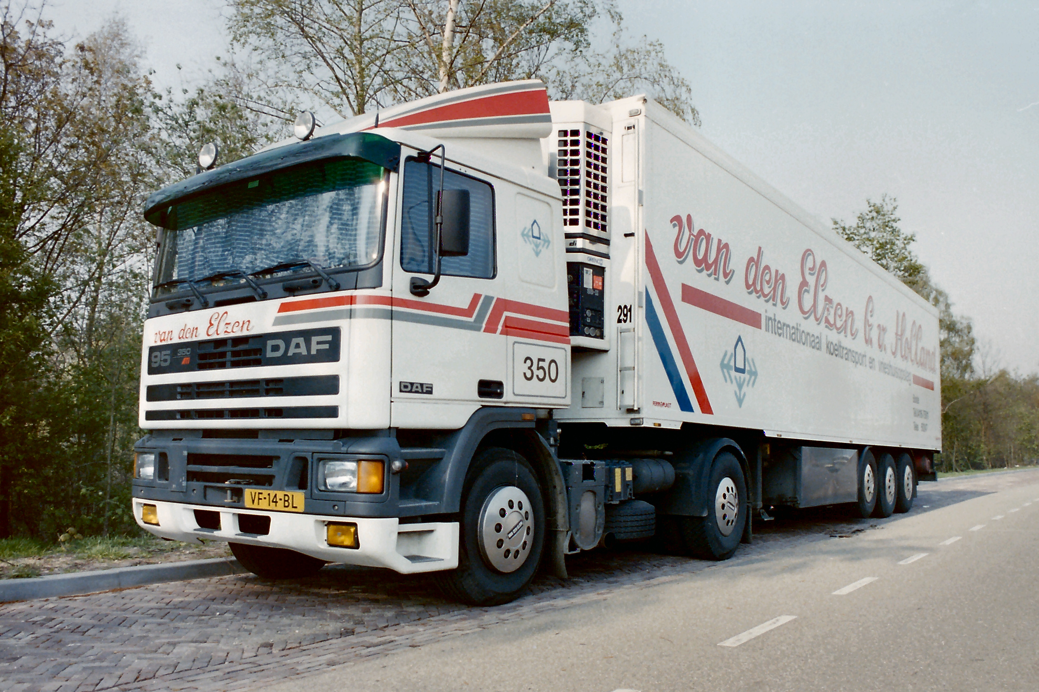 Nr. 350 [VF-14-BL], met
      trailer 291