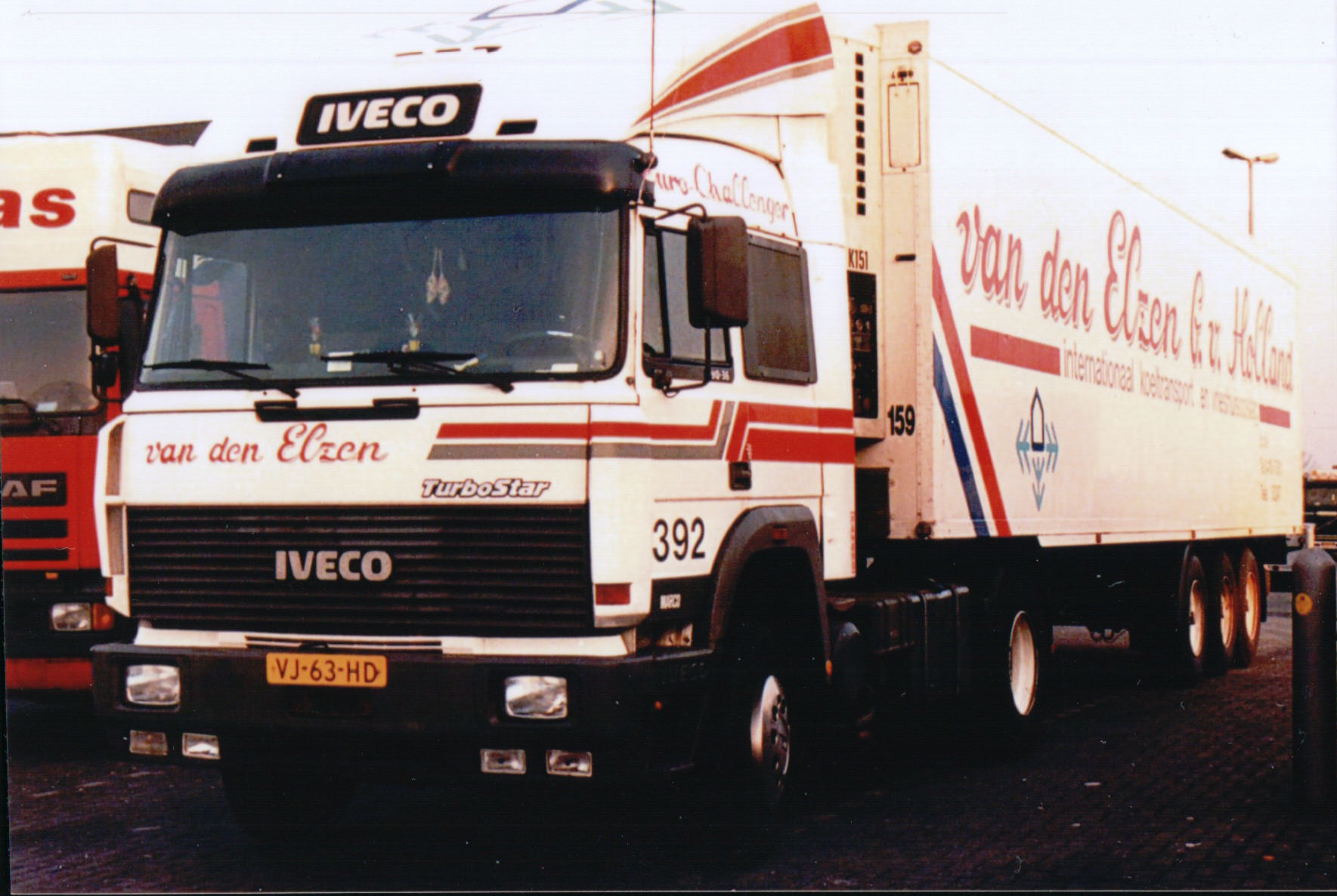 Nr. 392 [VJ-63-HD], met
      trailer 159